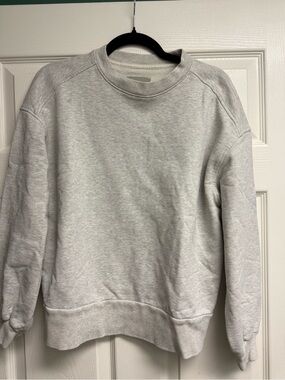 Everlane Women's Crewneck Sweatshirt - Light Gray